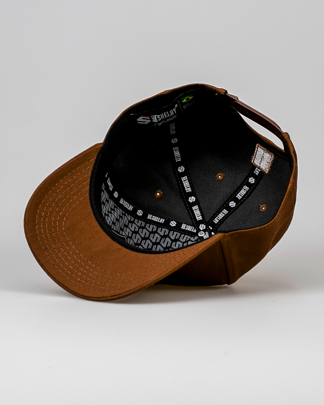 Boné Aba Curva Snapback Mr. Shelby Brasão Marrom