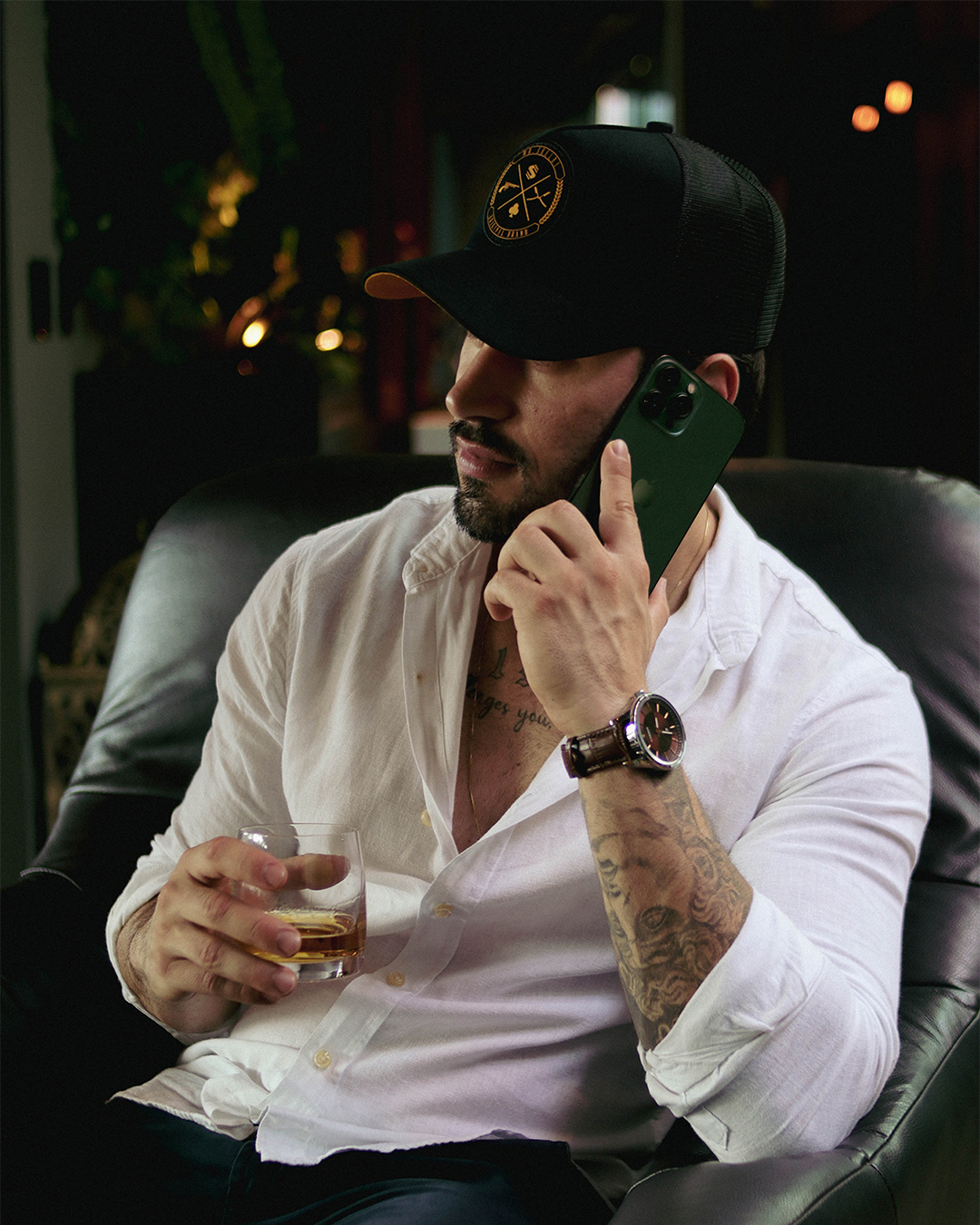 Boné Mr. Shelby Trucker Brasão Preto e Amarelo