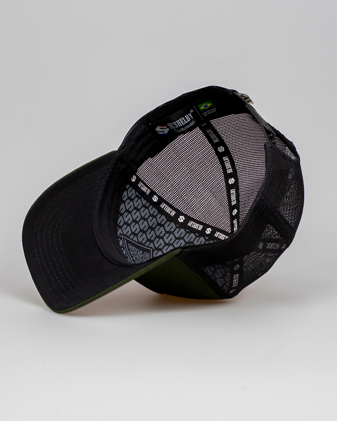 Boné Mr. Shelby Trucker Brasão Verde Escuro