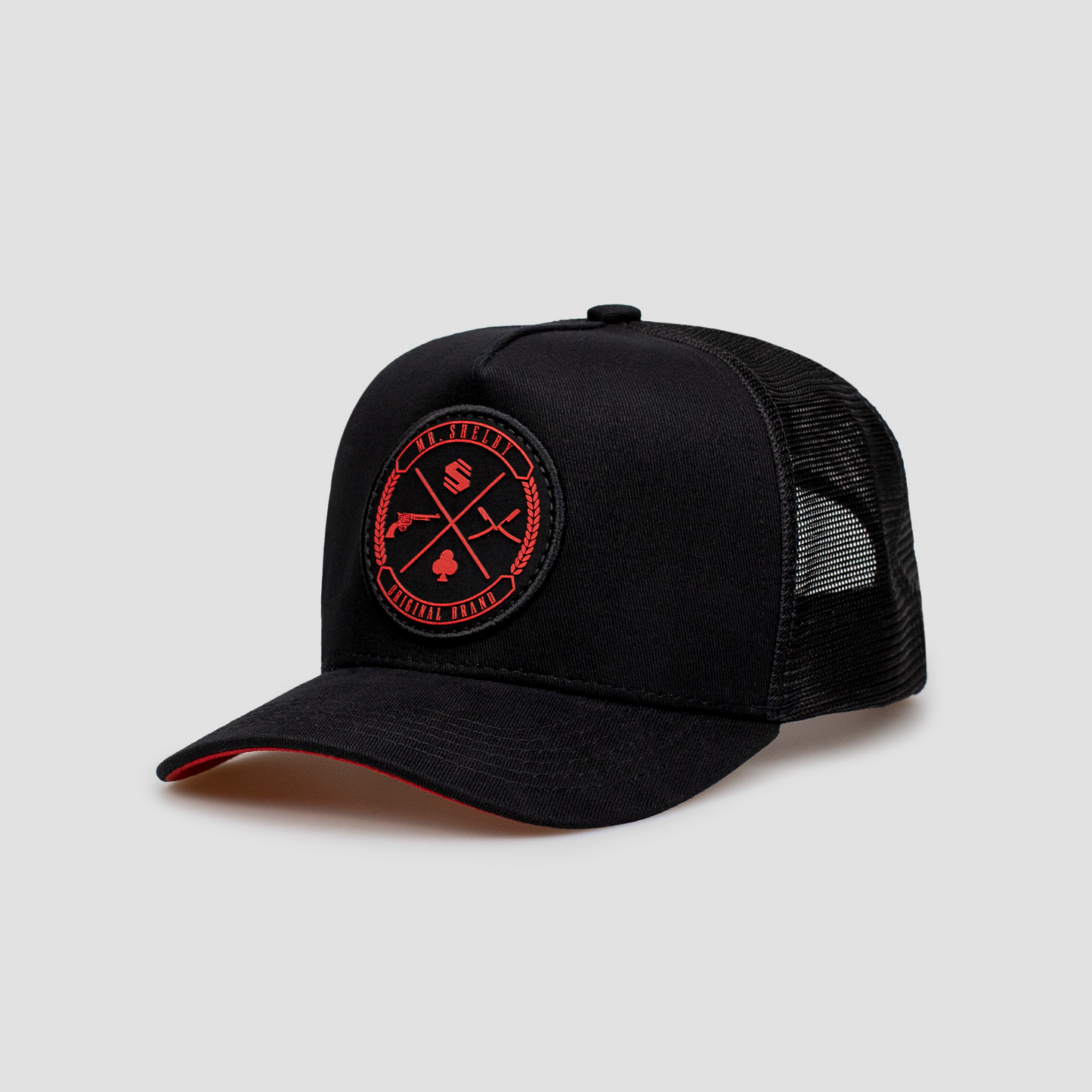 Boné Mr. Shelby Trucker Brasão Preto e Vermelho
