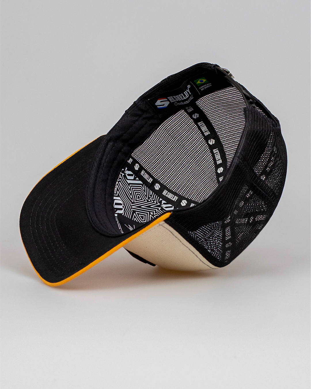 Boné Mr. Shelby Trucker Company Off White e Laranja