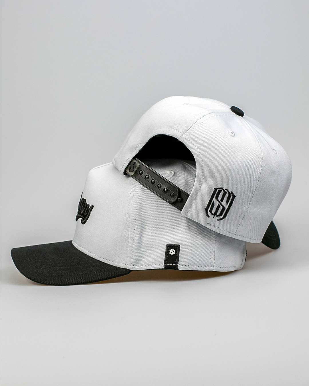Boné Aba Curva Snapback Mr. Shelby MS-3 Branco e Preto