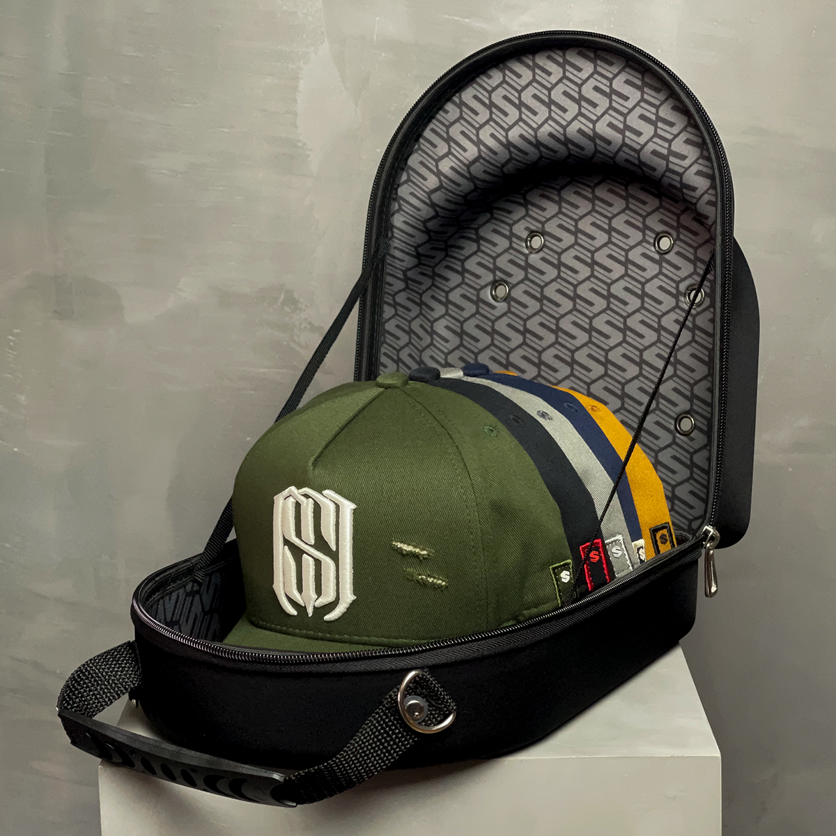 Case Mr. Shelby para Bonés