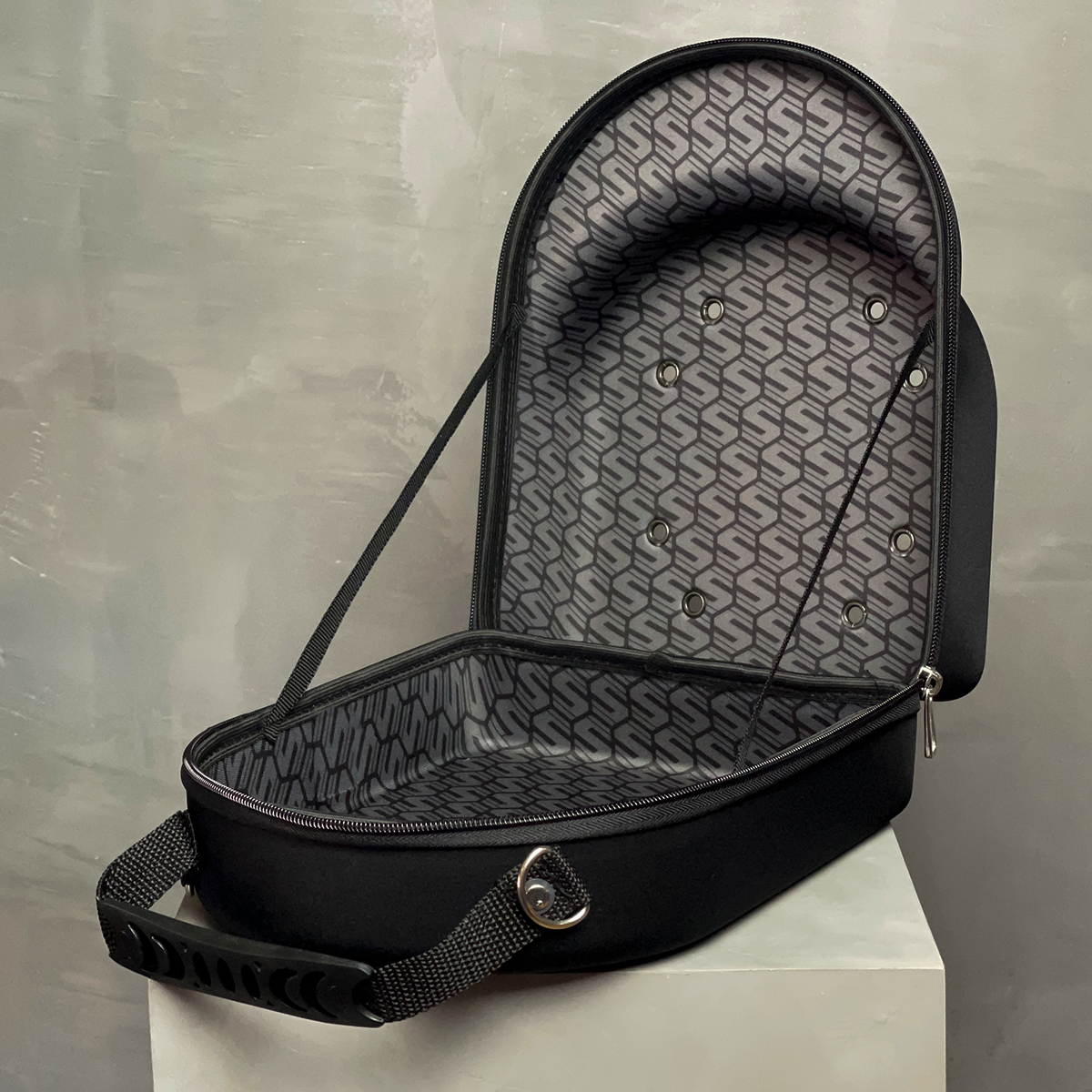 Case Mr. Shelby para Bonés