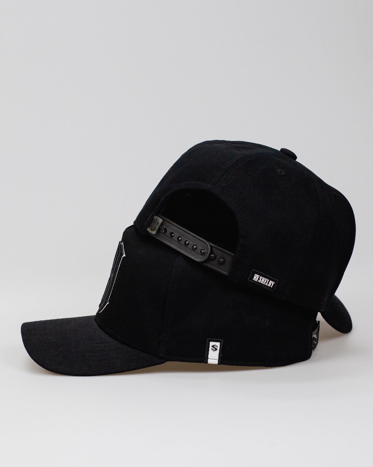 Boné Aba Curva Snapback Mr. Shelby MS-1 Preto e Branco