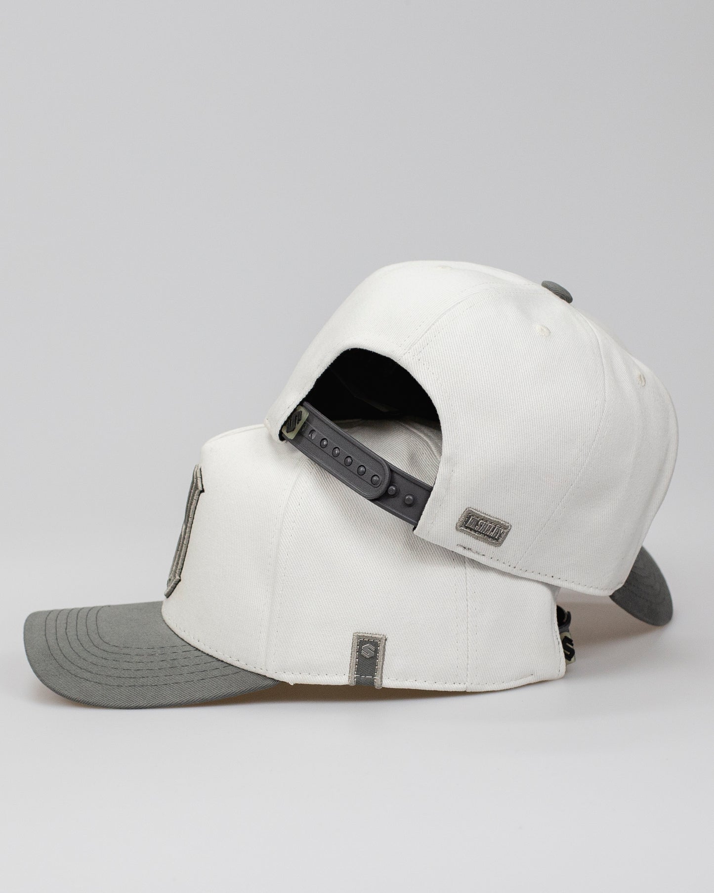 Boné Aba Curva Snapback Mr. Shelby MS-1 Off White e Cinza