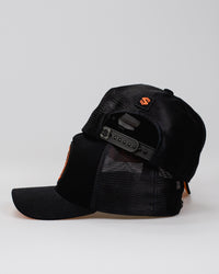 Boné Trucker Mr. Shelby Brasão Preto e Laranja