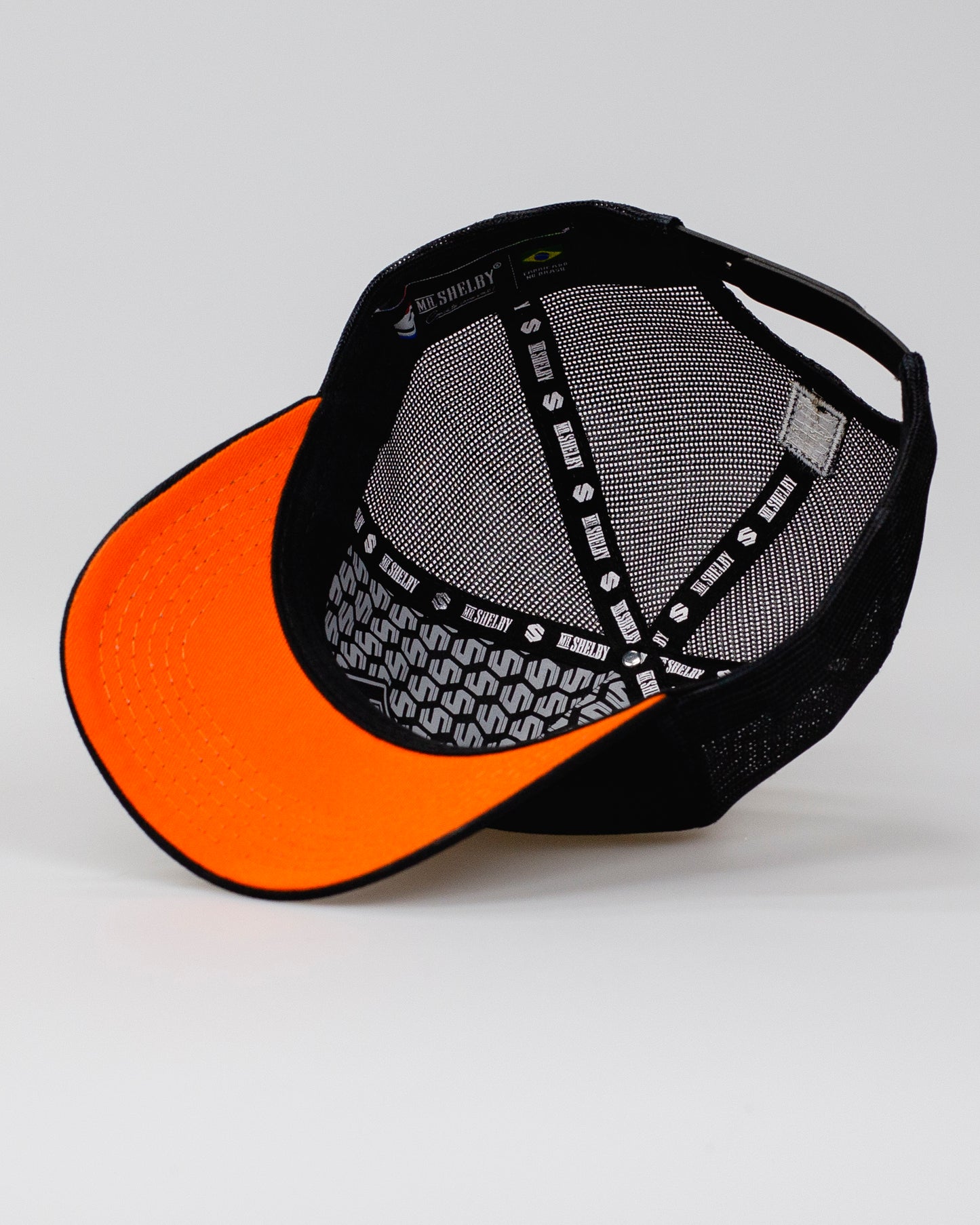 Boné Trucker Mr. Shelby Brasão Preto e Laranja