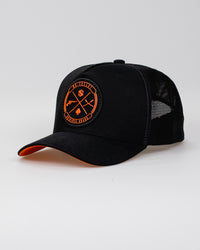 Boné Trucker Mr. Shelby Brasão Preto e Laranja