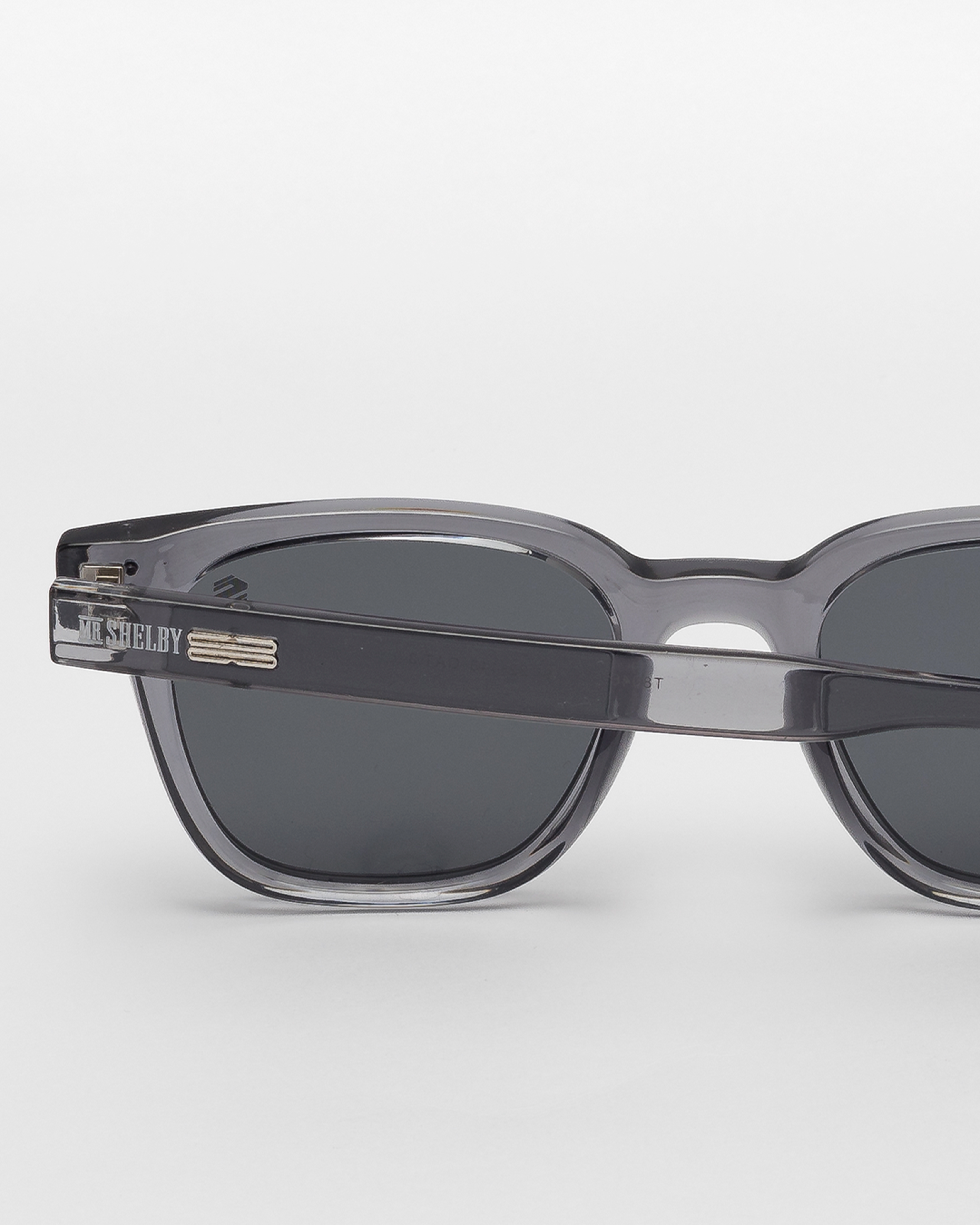 Óculos de Sol Mr. Shelby Titan Fumê