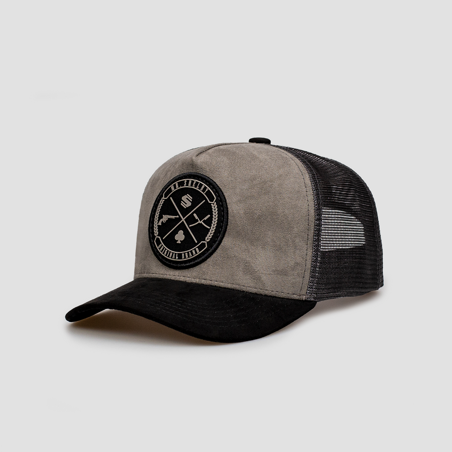 Boné Mr. Shelby Trucker Brasão Chumbo