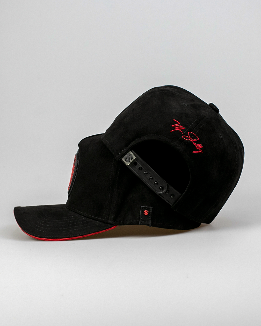 Boné Aba Curva Snapback Mr. Shelby Suede Preto e Vermelho