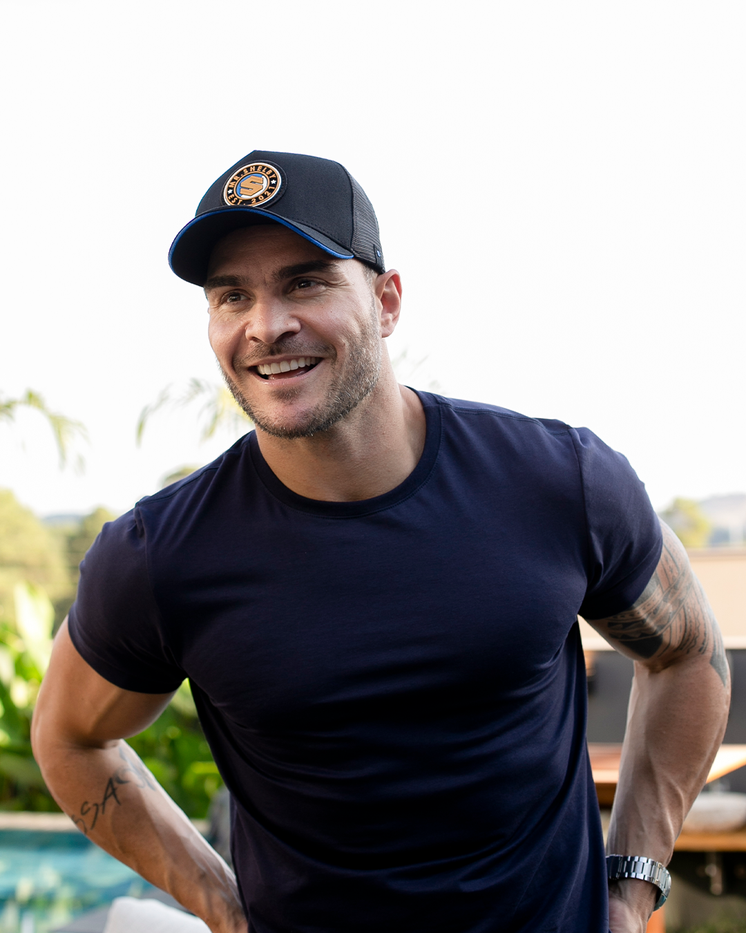 Boné Mr. Shelby Trucker Est. 2021  Preto e Dourado