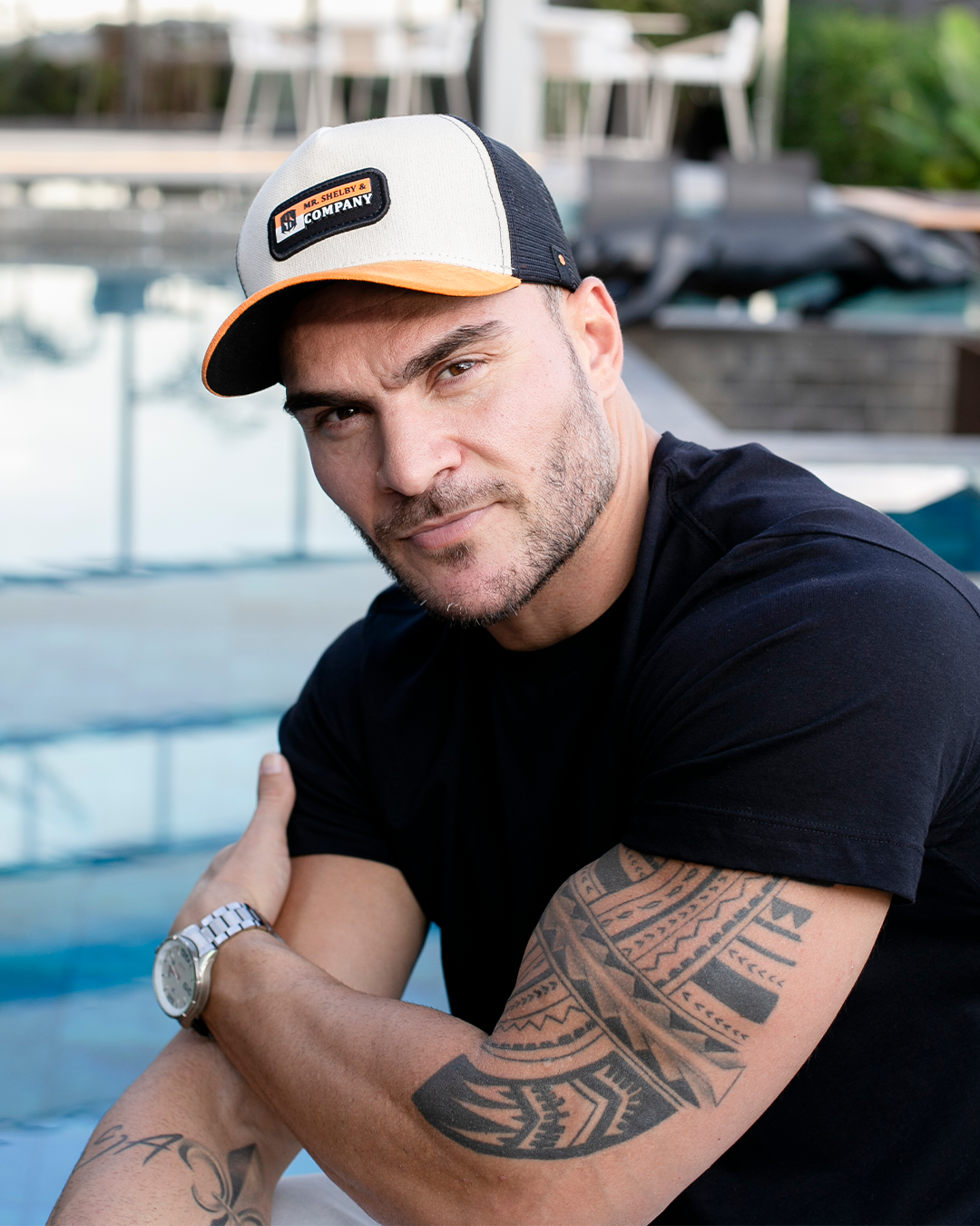 Boné Mr. Shelby Trucker Company Off White e Laranja