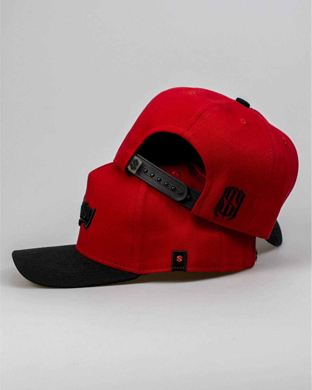 Boné Aba Curva Snapback Mr. Shelby MS-3 Vermelho e Preto