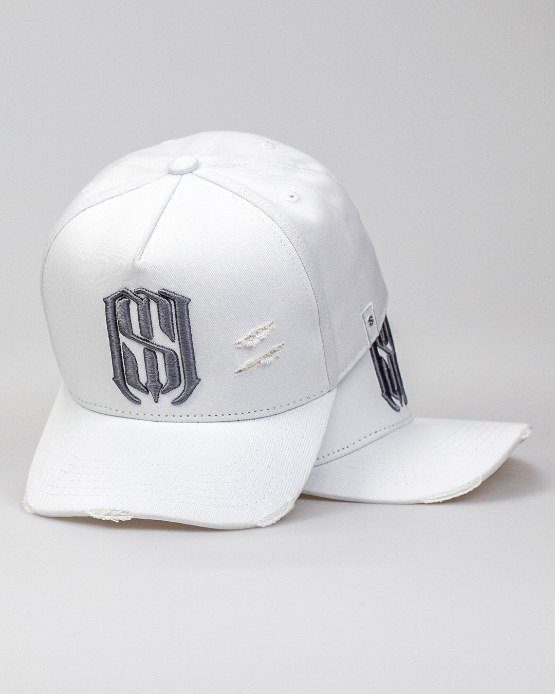 Boné Aba Curva Snapback Mr. Shelby MS-1 Destroyed Branco e Chumbo